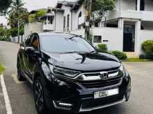 https://riyasewana.com/uploads/honda-crv-2019-2219341112881.jpg