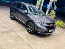 https://riyasewana.com/uploads/honda-crv-2019-71202284052.jpg
