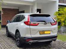 https://riyasewana.com/uploads/honda-crv-2019-715225912863.jpg