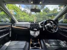 https://riyasewana.com/uploads/honda-crv-211206274303.jpg