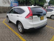 https://riyasewana.com/uploads/honda-crv-2320552410605.jpg