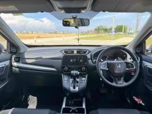 https://riyasewana.com/uploads/honda-crv-2413401724702.jpg