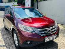 https://riyasewana.com/uploads/honda-crv-266283222012.jpg