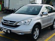 https://riyasewana.com/uploads/honda-crv-2714132924831.jpg