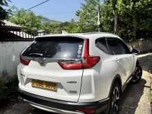 https://riyasewana.com/uploads/honda-crv-2914364322533.jpg