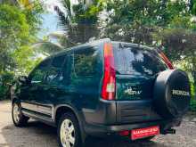 https://riyasewana.com/uploads/honda-crv-31012564013.jpg