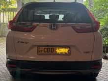 https://riyasewana.com/uploads/honda-crv-5204055543.jpg