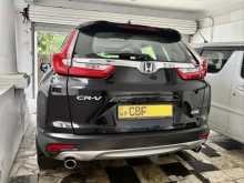 https://riyasewana.com/uploads/honda-crv-618342522062.jpg