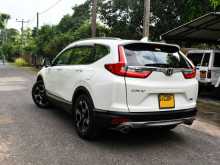 https://riyasewana.com/uploads/honda-crv-8161125572.jpg