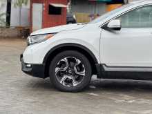 https://riyasewana.com/uploads/honda-crv-ex-2019-1914130812772.jpg