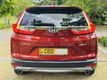 https://riyasewana.com/uploads/honda-crv-fully-218531122073.jpg