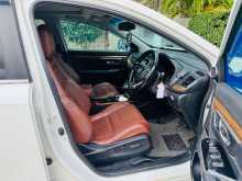 https://riyasewana.com/uploads/honda-crv-master-2019-1817160812403.jpg