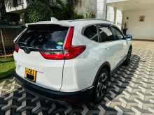 https://riyasewana.com/uploads/honda-crv-master-2019-1817160812532.jpg