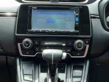 https://riyasewana.com/uploads/honda-crv-masterpices-294848695.jpg
