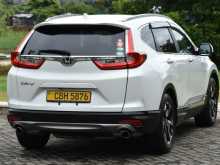 https://riyasewana.com/uploads/honda-crv-masterpiece-14154529706.jpg