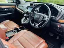 https://riyasewana.com/uploads/honda-crv-masterpiece-176342334.jpg