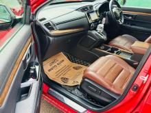 https://riyasewana.com/uploads/honda-crv-masterpiece-181018066394.jpg