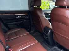 https://riyasewana.com/uploads/honda-crv-masterpiece-2019-111123012074.jpg