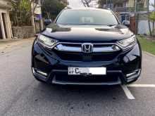 https://riyasewana.com/uploads/honda-crv-masterpiece-2019-117311212652.jpg