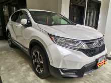 https://riyasewana.com/uploads/honda-crv-masterpiece-2019-1810104912122.jpg