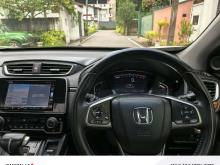 https://riyasewana.com/uploads/honda-crv-masterpiece-211008496265.jpg