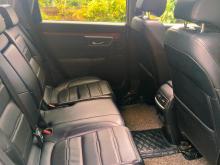 https://riyasewana.com/uploads/honda-crv-masterpiece-2421142417676.jpg