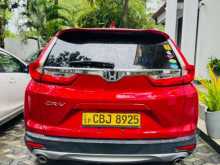 https://riyasewana.com/uploads/honda-crv-masterpiece-251717174123.jpg