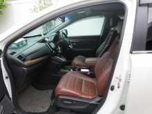 https://riyasewana.com/uploads/honda-crv-masterpiece-30190603936.jpg