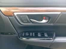 https://riyasewana.com/uploads/honda-crv-masterpiece-31311446825.jpg