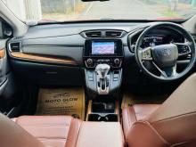 https://riyasewana.com/uploads/honda-crv-masterpiece-31430476196.jpg