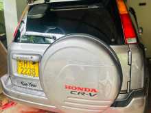 https://riyasewana.com/uploads/honda-crv-rd1-2000-76524812442.jpg