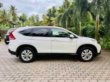 https://riyasewana.com/uploads/honda-crv-rm2-2013-2518422212044.jpg