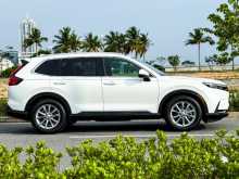 https://riyasewana.com/uploads/honda-crv-vtil7-5100848162.jpg