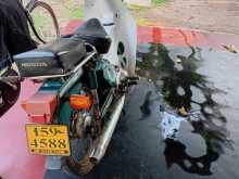 Honda Custom 50 1998 Bus