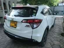 https://riyasewana.com/uploads/honda-daa-ru3-vezel-11855034012.jpg