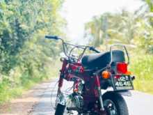 https://riyasewana.com/uploads/honda-dax-169411413713.jpg