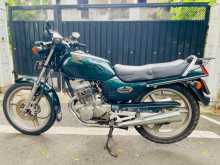 Honda Deluxe 125 2004 Motorbike