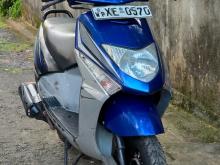 Honda Dio 100ES 2011 Motorbike