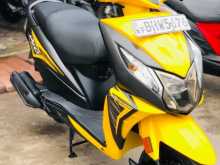 https://riyasewana.com/uploads/honda-dio-101426281292.jpg