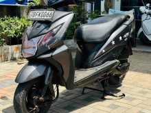 https://riyasewana.com/uploads/honda-dio-1014551022553.jpg