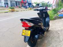 https://riyasewana.com/uploads/honda-dio-101655354943.jpg