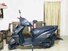 https://riyasewana.com/uploads/honda-dio-1018513922232.jpg