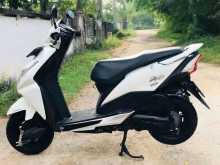 https://riyasewana.com/uploads/honda-dio-10908134033.jpg