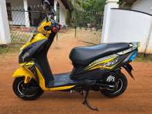 https://riyasewana.com/uploads/honda-dio-110-11856324513.jpg