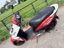 https://riyasewana.com/uploads/honda-dio-110-151036094133.jpg