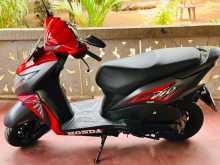 https://riyasewana.com/uploads/honda-dio-110-415243823002.jpg