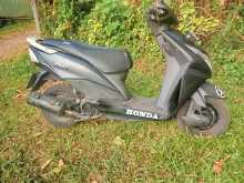 https://riyasewana.com/uploads/honda-dio-110-610054313352.jpg