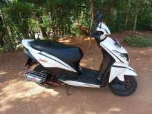 https://riyasewana.com/uploads/honda-dio-110-7849034632.jpg