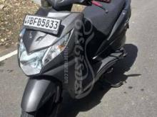 https://riyasewana.com/uploads/honda-dio-1102331406212.jpg