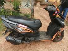 https://riyasewana.com/uploads/honda-dio-111008214512.jpg